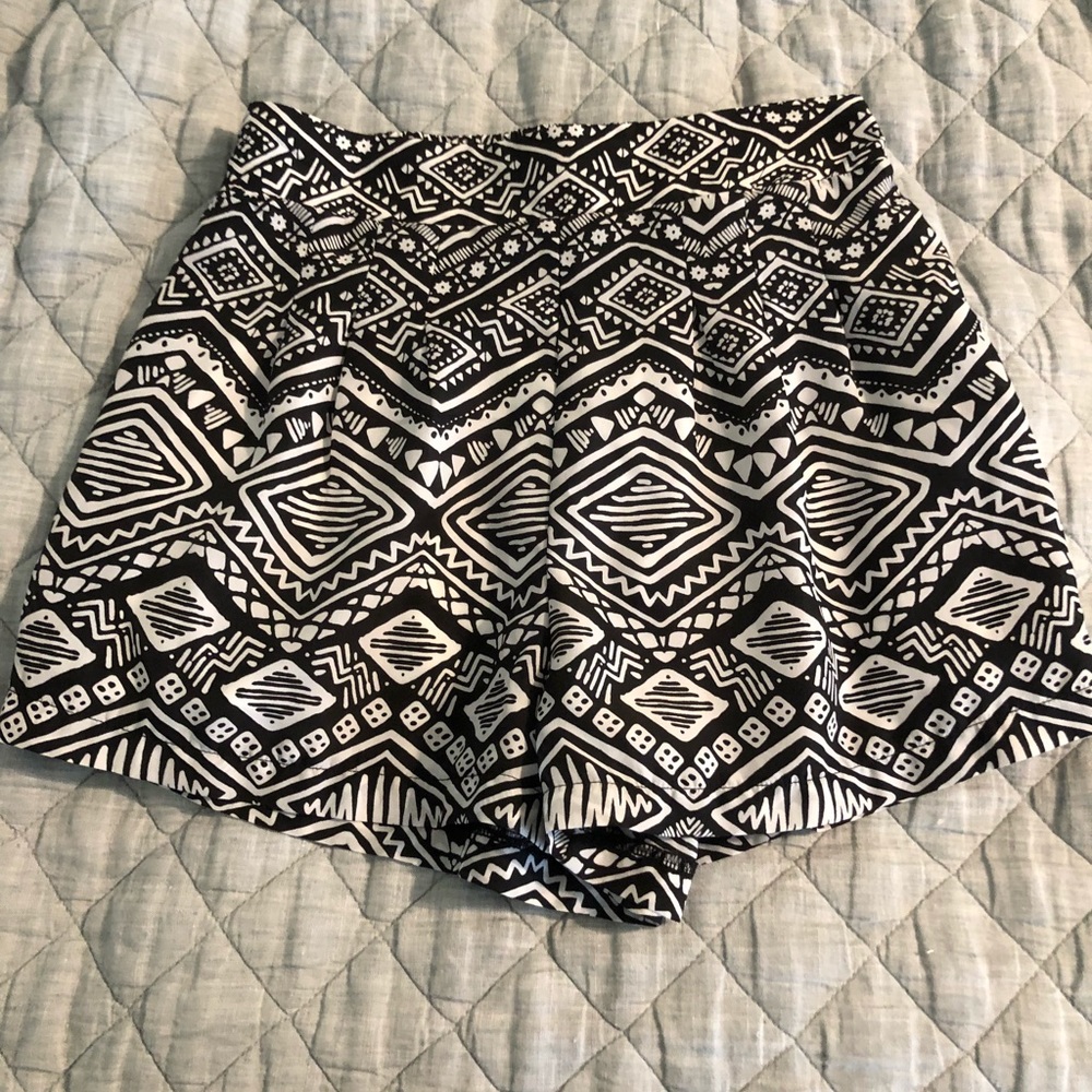 Francesca's Tribal shorts